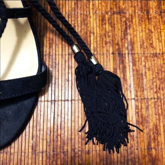 Misguided Wrap Around Tie Heels - Picture 8 of 9